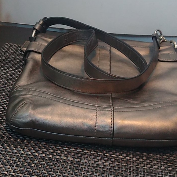 Coach - Picture 2 of 8